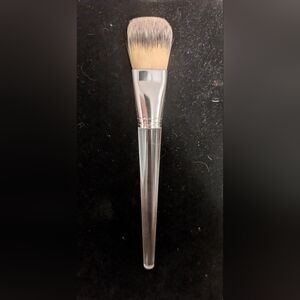 Clinique Silver Makeup Brush for Flawless Application